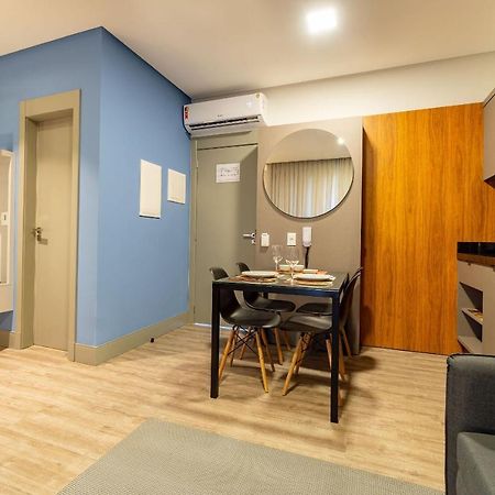 Aion Suites 103 - Compacto E Luxuoso Loft - Rooftop Com Piscina E Academia - A Poucos Passos Da Praia 邦比尼亚斯 外观 照片