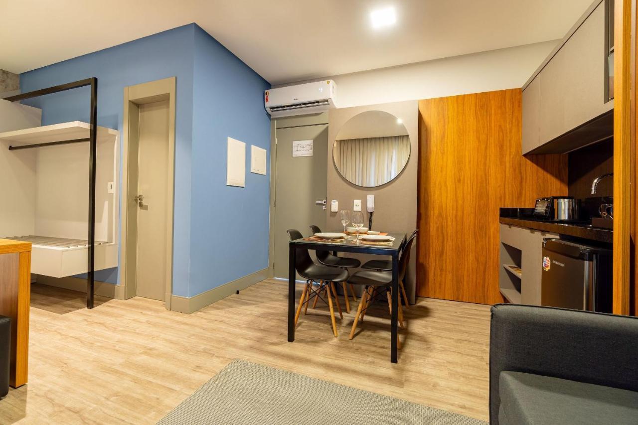 Aion Suites 103 - Compacto E Luxuoso Loft - Rooftop Com Piscina E Academia - A Poucos Passos Da Praia 邦比尼亚斯 外观 照片