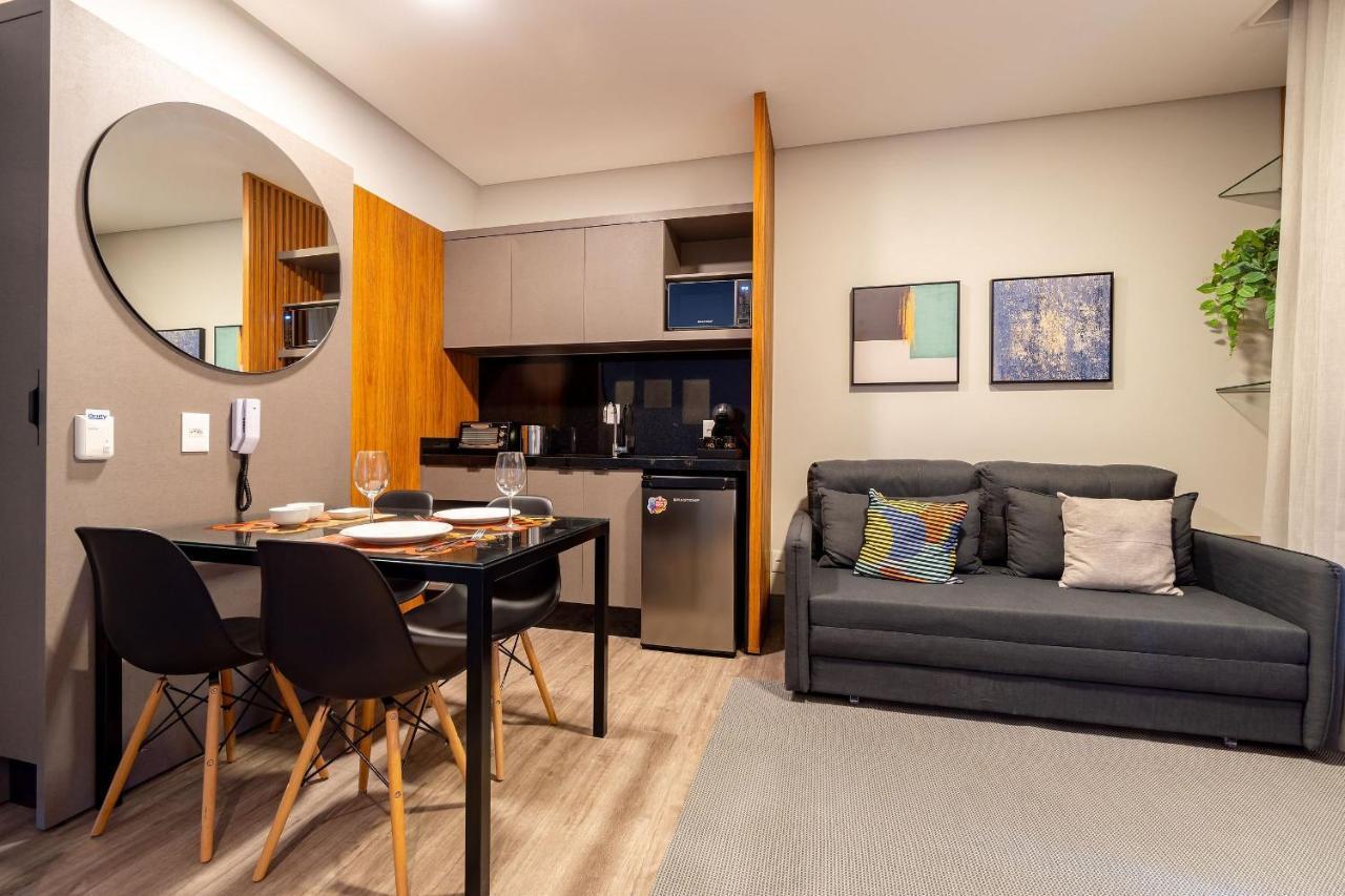 Aion Suites 103 - Compacto E Luxuoso Loft - Rooftop Com Piscina E Academia - A Poucos Passos Da Praia 邦比尼亚斯 外观 照片