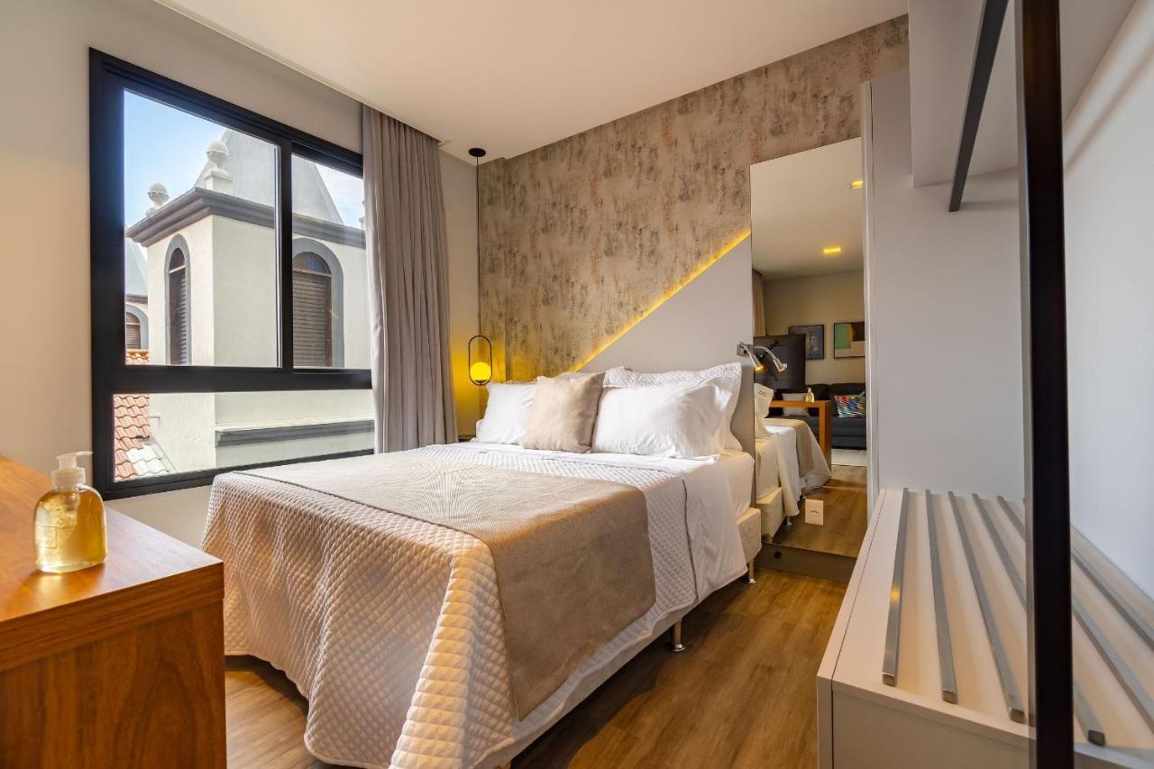 Aion Suites 103 - Compacto E Luxuoso Loft - Rooftop Com Piscina E Academia - A Poucos Passos Da Praia 邦比尼亚斯 外观 照片