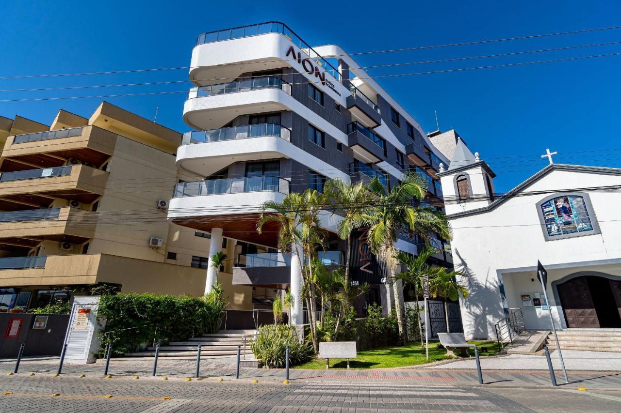 Aion Suites 103 - Compacto E Luxuoso Loft - Rooftop Com Piscina E Academia - A Poucos Passos Da Praia 邦比尼亚斯 外观 照片